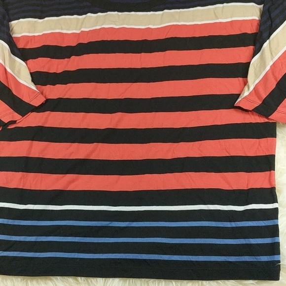 Liz Claiborne Red & Black striped top - Picture 3 of 4